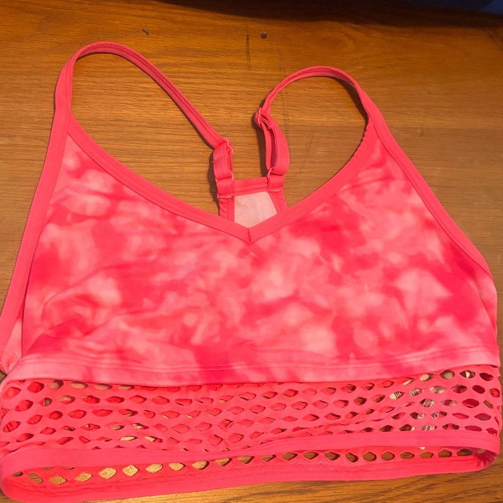 Hot pink ultimate lightly lined sports bra size medium